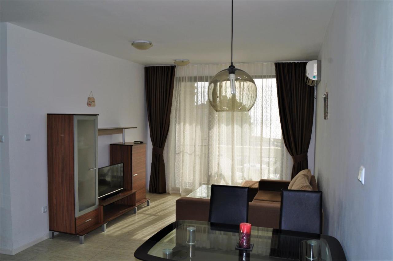 Private Apartment In Green Life Beach Resort โซโซโปล ภายนอก รูปภาพ