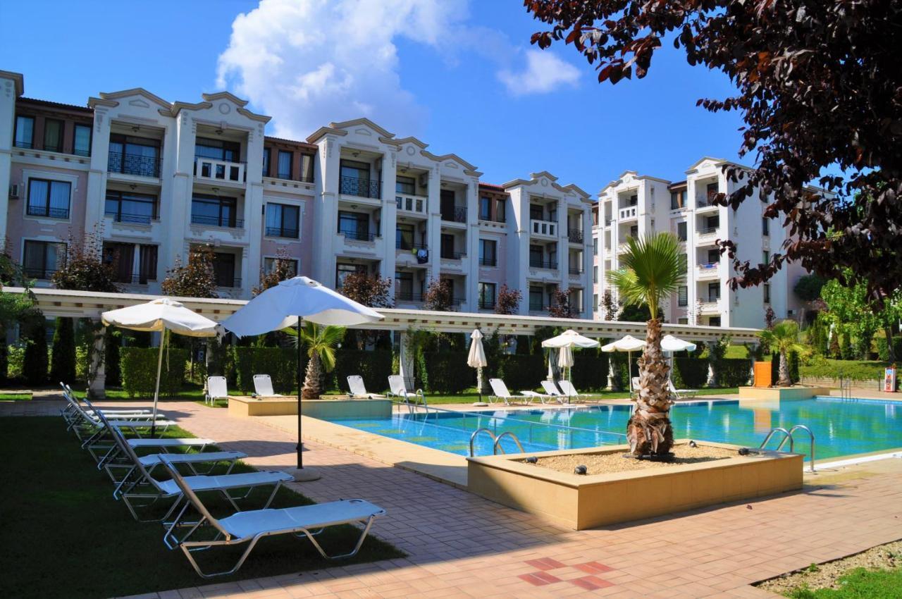 Private Apartment In Green Life Beach Resort โซโซโปล ภายนอก รูปภาพ