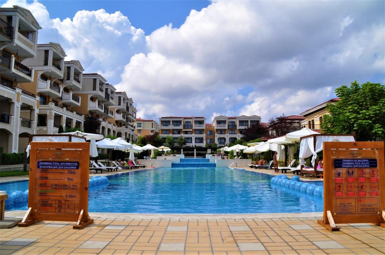 Private Apartment In Green Life Beach Resort โซโซโปล ภายนอก รูปภาพ