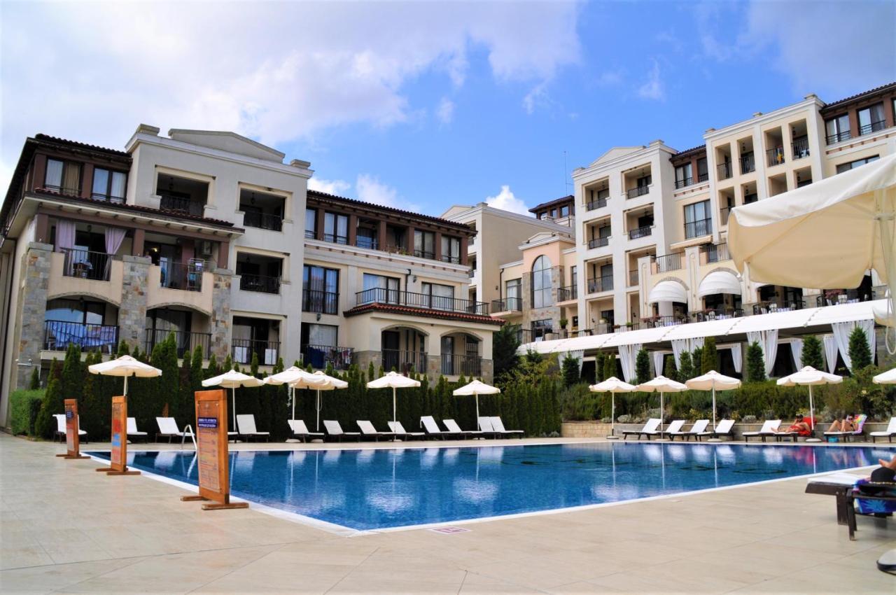 Private Apartment In Green Life Beach Resort โซโซโปล ภายนอก รูปภาพ